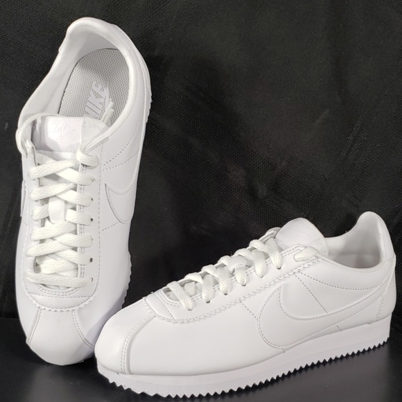 NEW! Nike Classic Cortez Leather White/White - Picture 3 of 4